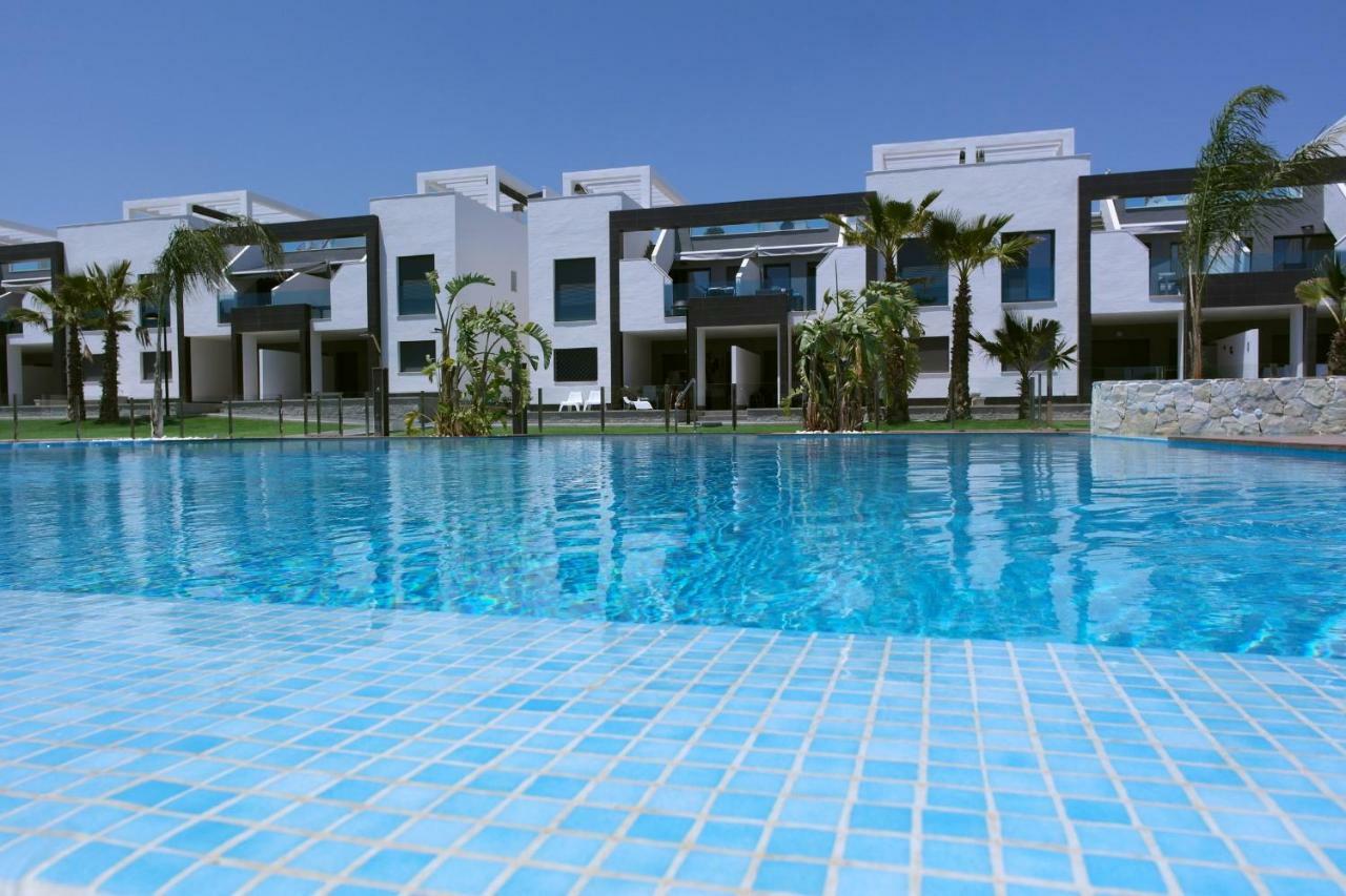 Oasis Beach IX Torrevieja Eksteriør billede